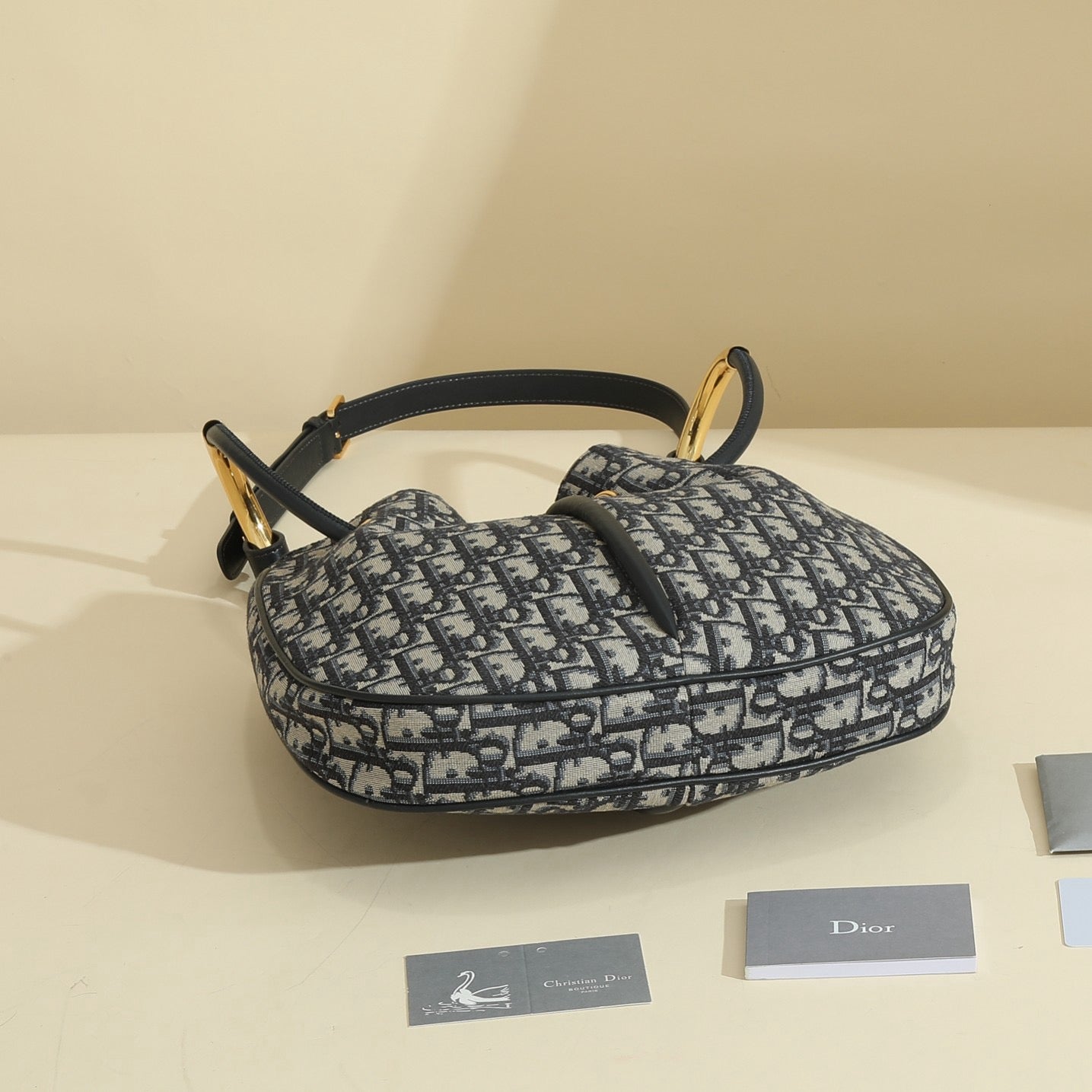 Nolita-Medium Handbag (Premium Quality )