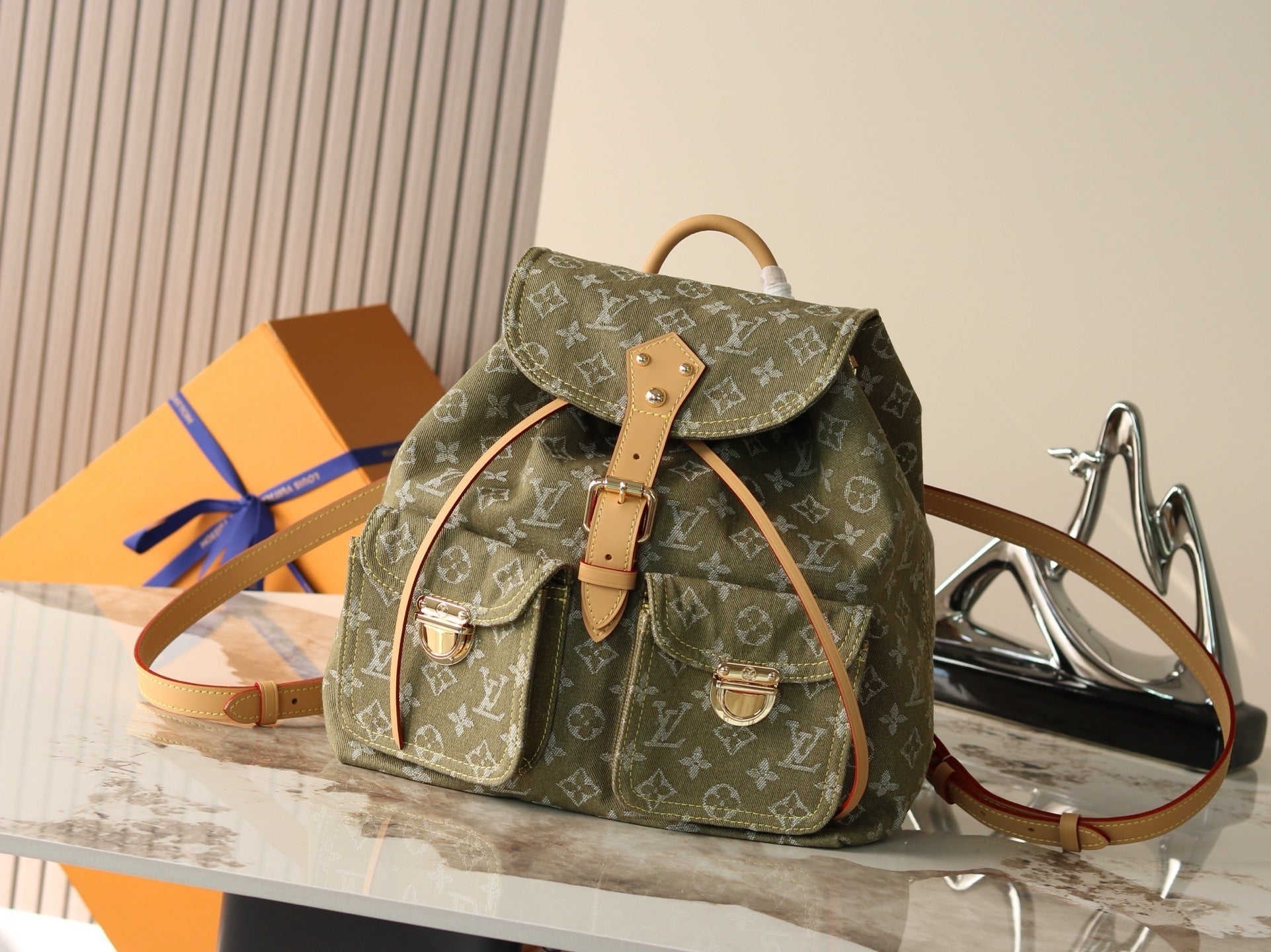 Premium Edition – Denim Canvas Backpack (Limited Vintage Style)