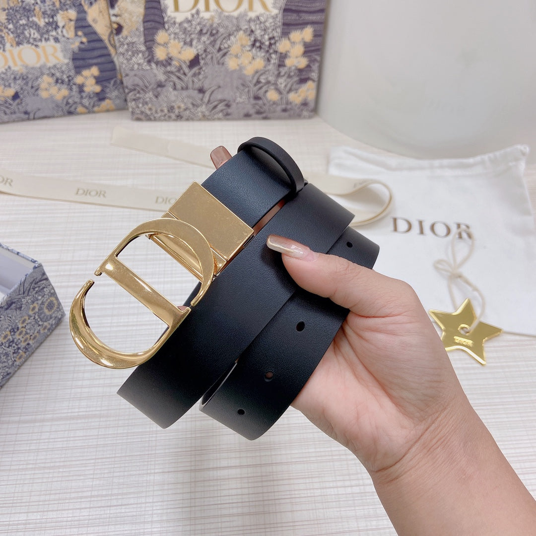 3.0cm Reversible Calfskin Leather Belt – Rotating Metal Buckle