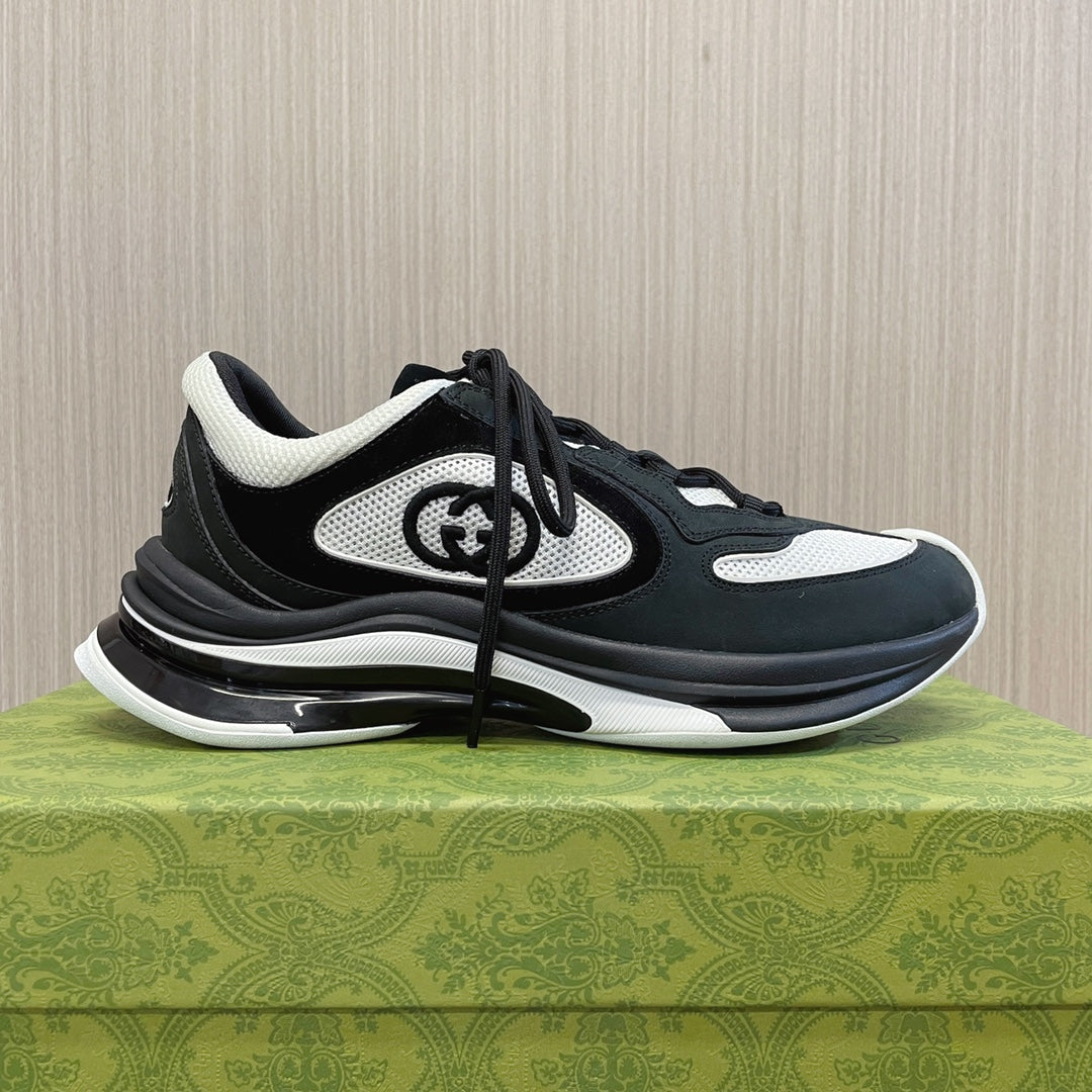 Run Sneakers