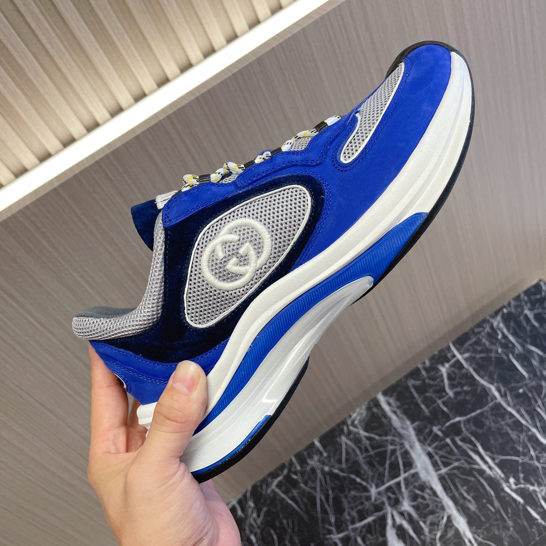 Run Sneakers
