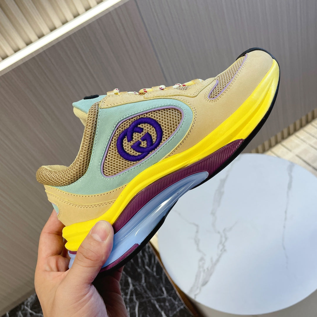 Run Sneakers