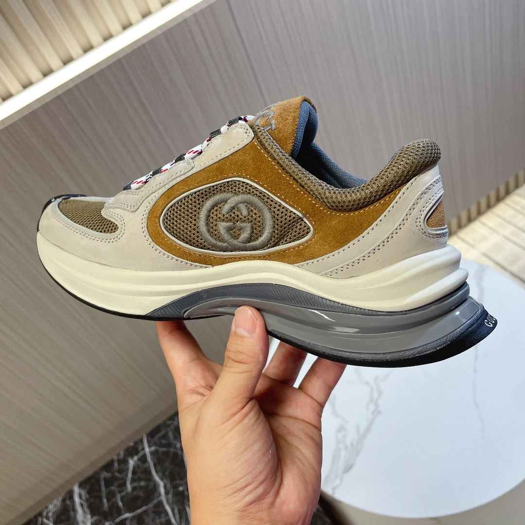 Run Sneakers
