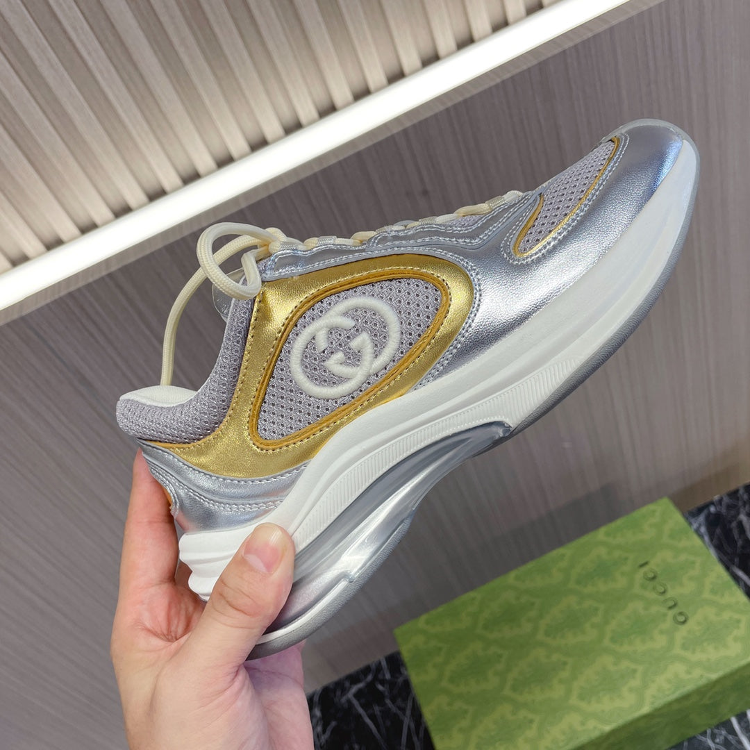 Run Sneakers