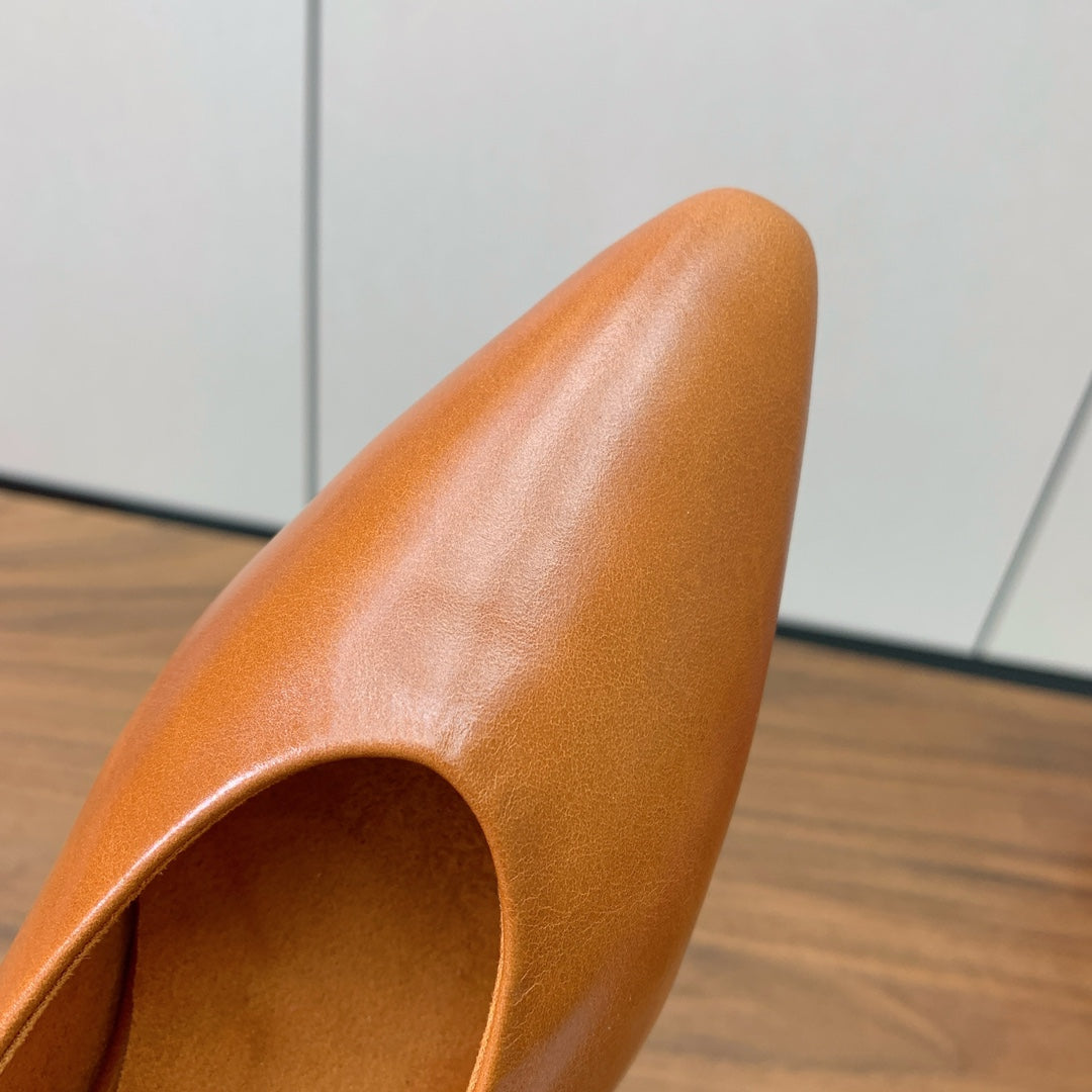 LP Elegant Minimalist Leather Flats