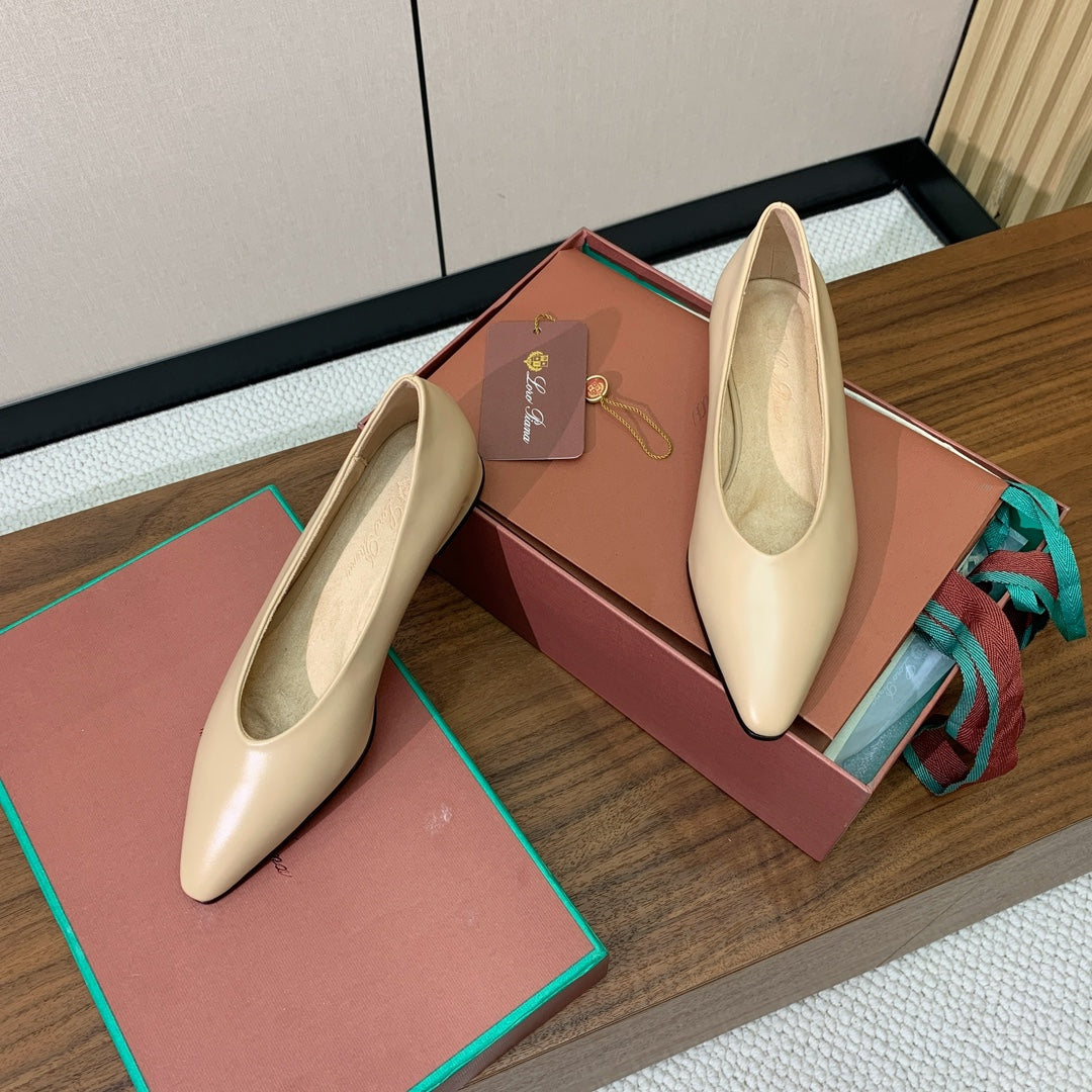 LP Elegant Minimalist Leather Flats