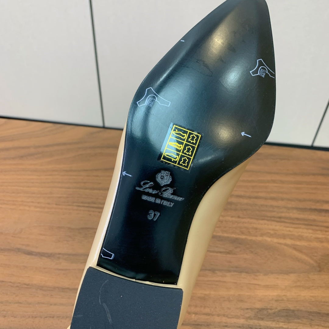 LP Elegant Minimalist Leather Flats