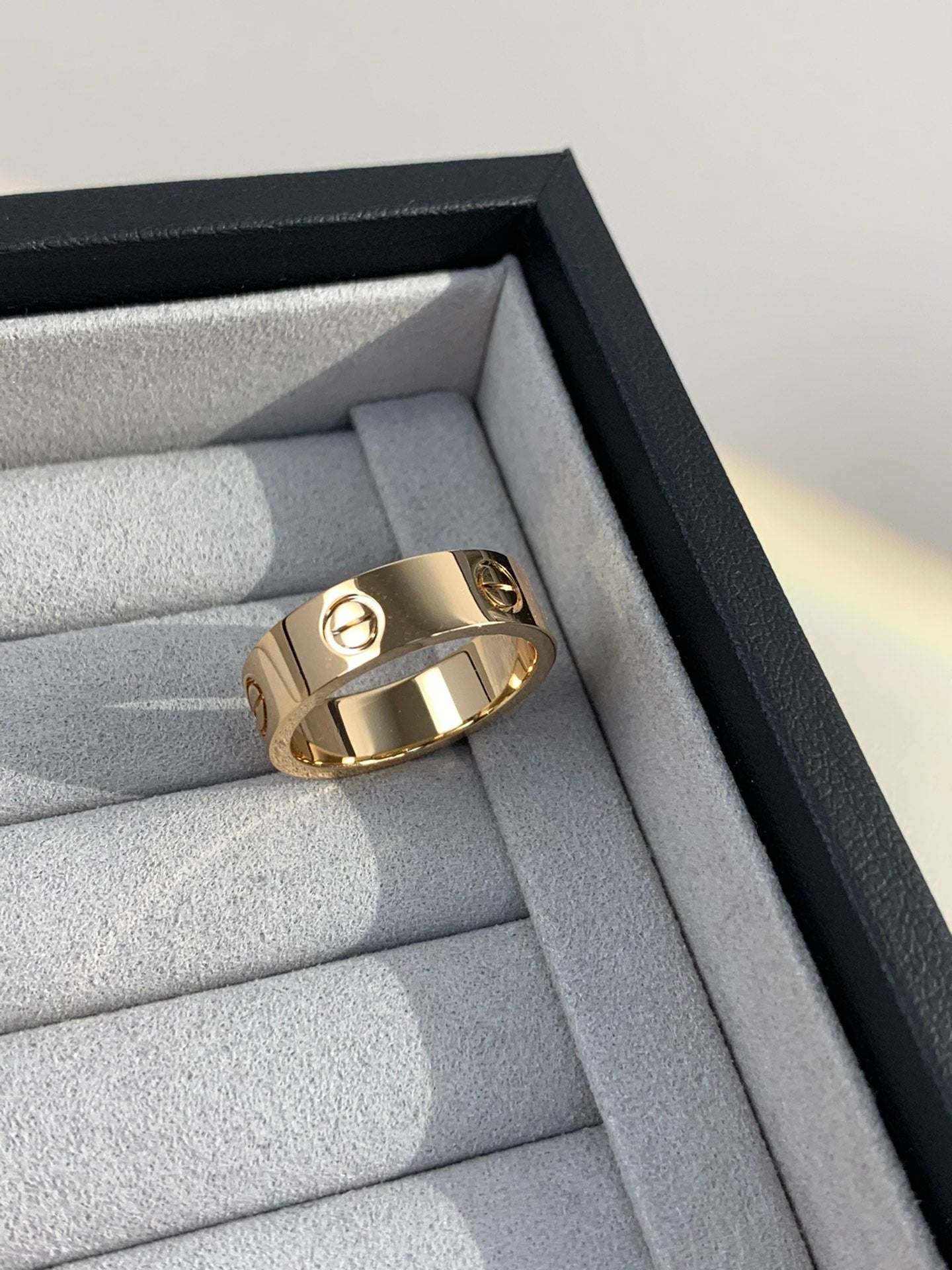 Love Band – Love ring 💍