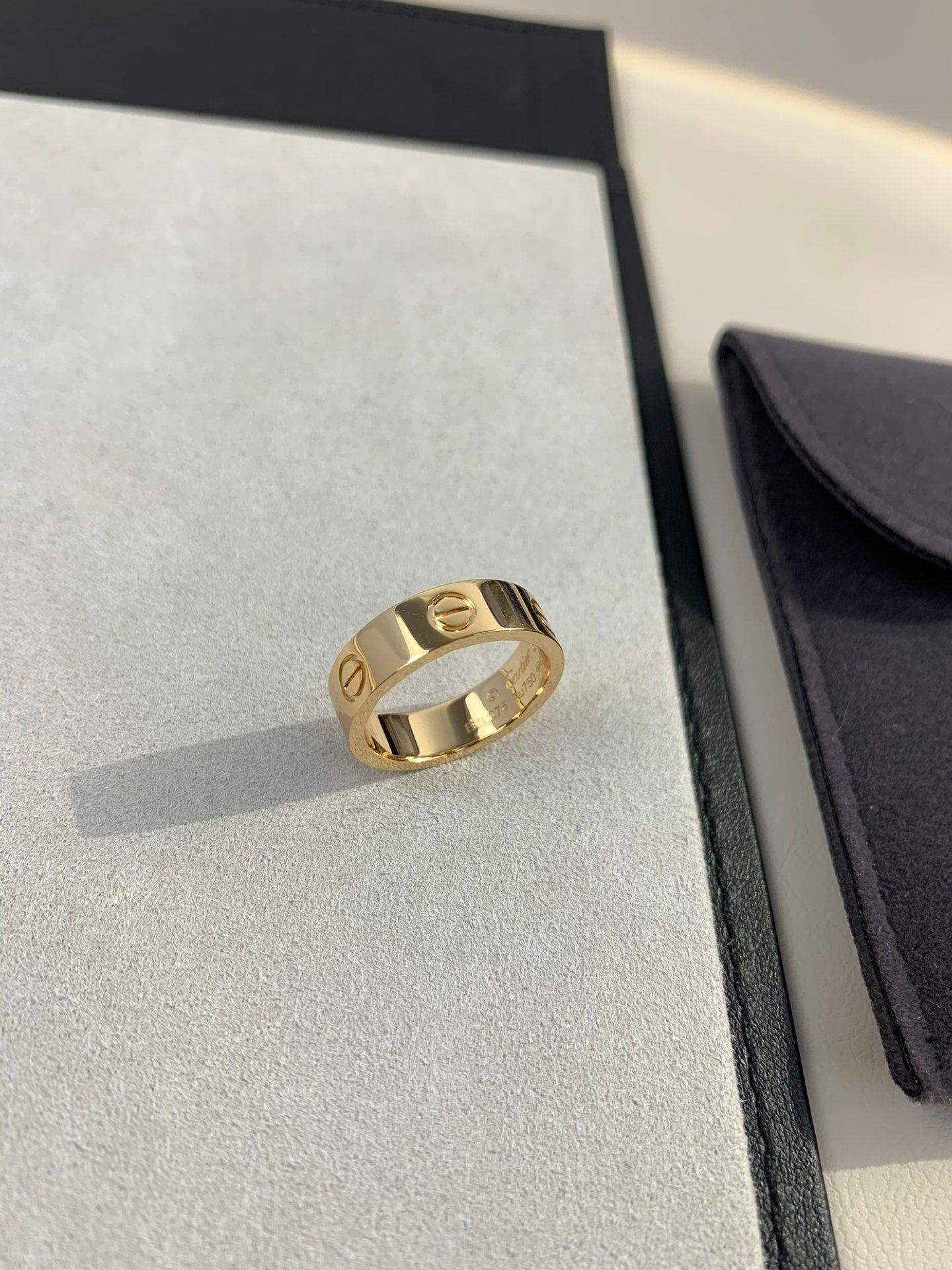 Love Band – Love ring 💍