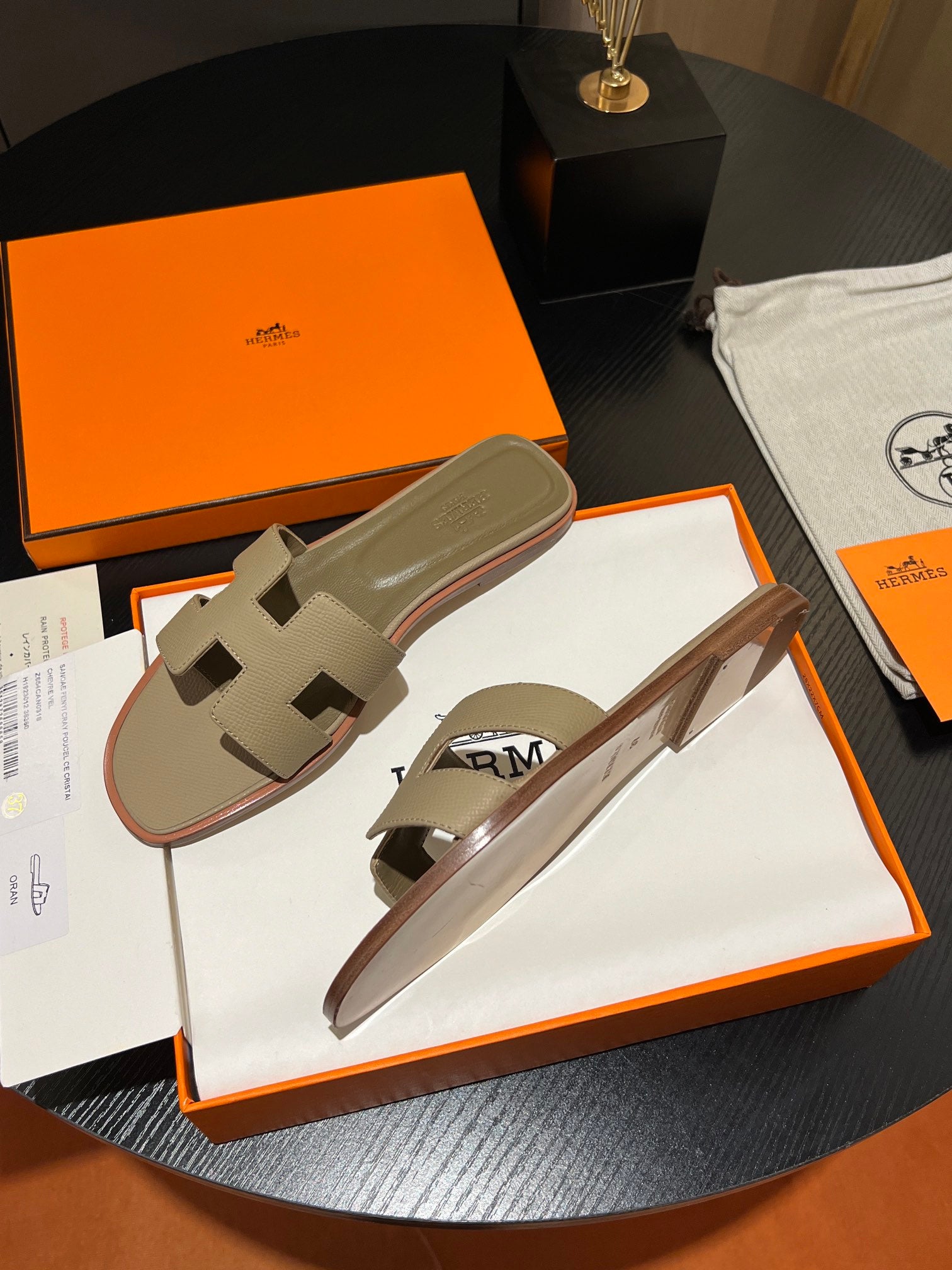 Timeless Sandals (Premium Quality ) (other colors )