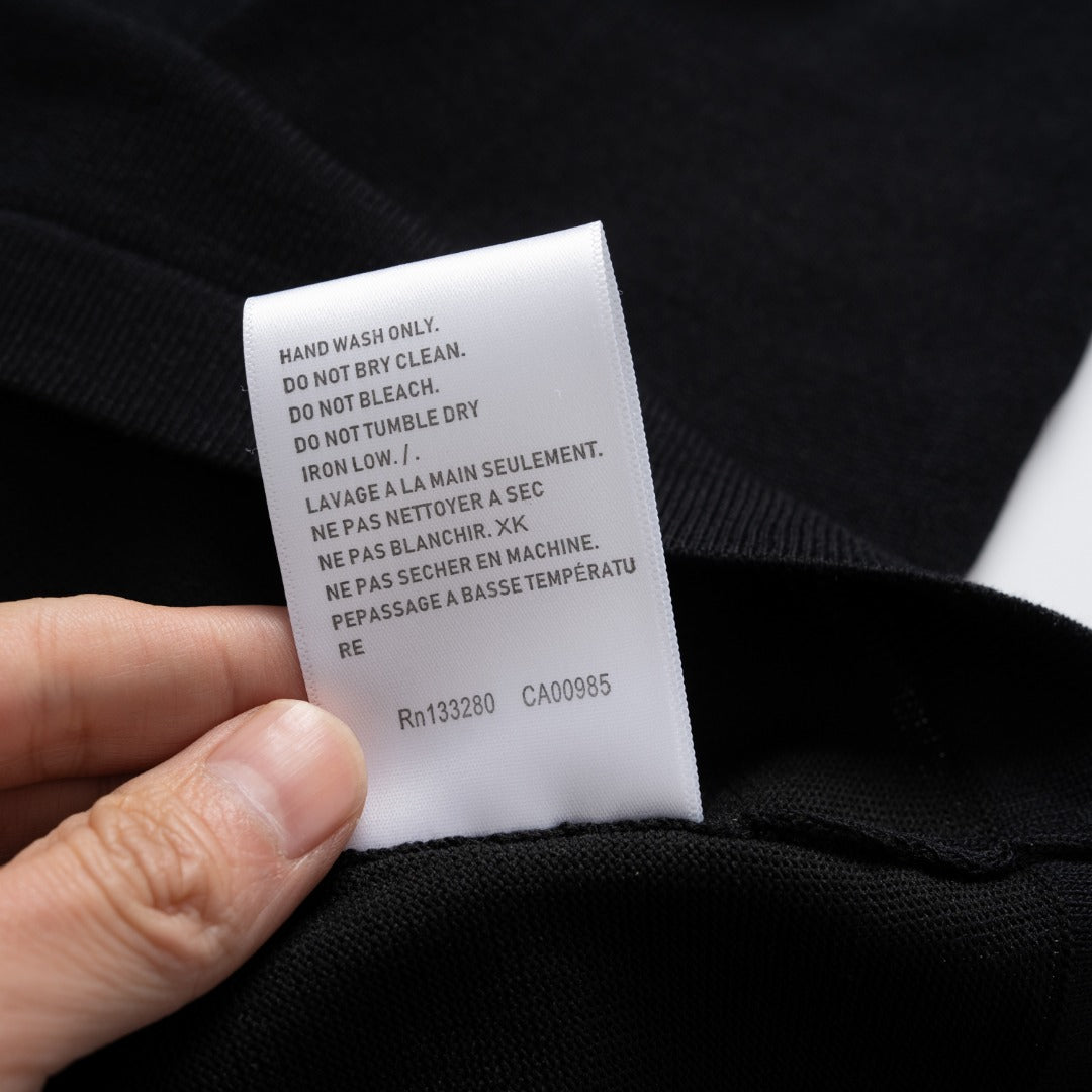 D- Logo Embroidered Short Sleeve T-Shirt