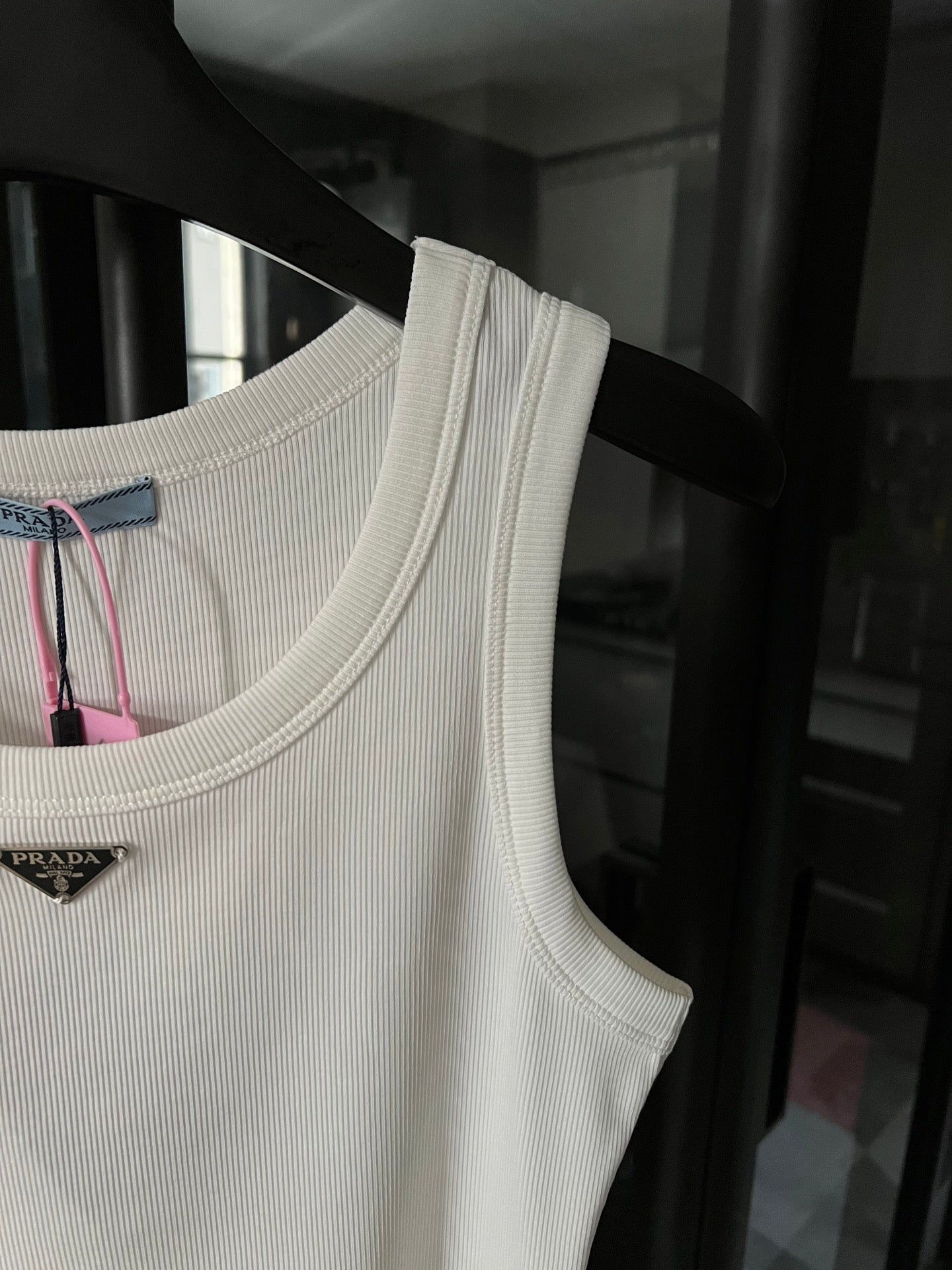 Women's Sleeveless Ribbed Tank Top