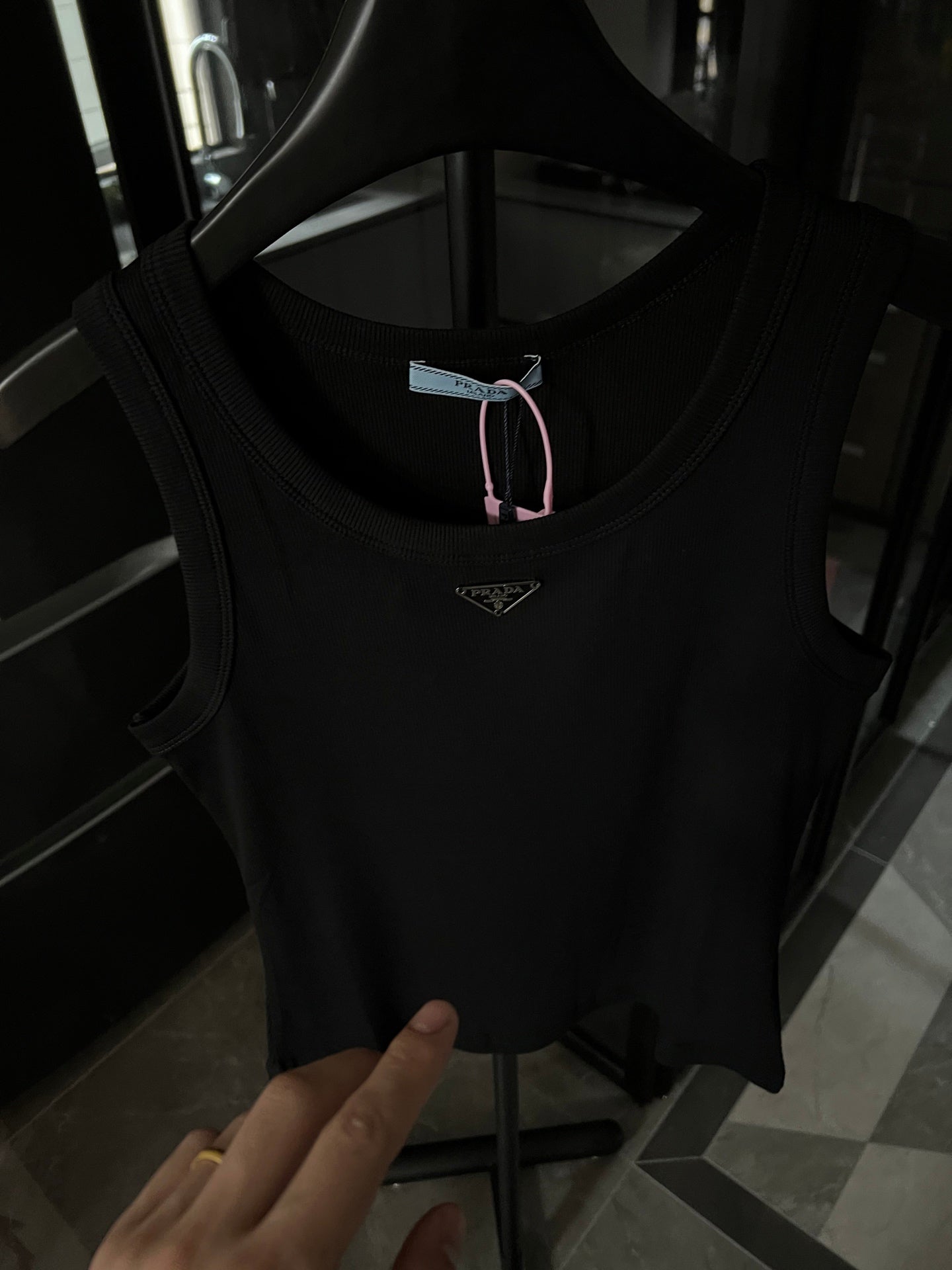 Women's Sleeveless Ribbed Tank Top