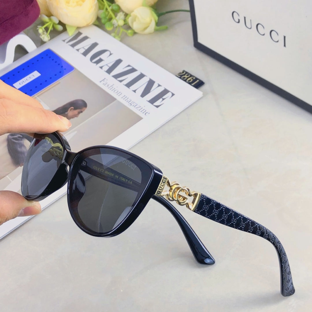 Cat-Eye Oversized Sunglasses – Summer Edition