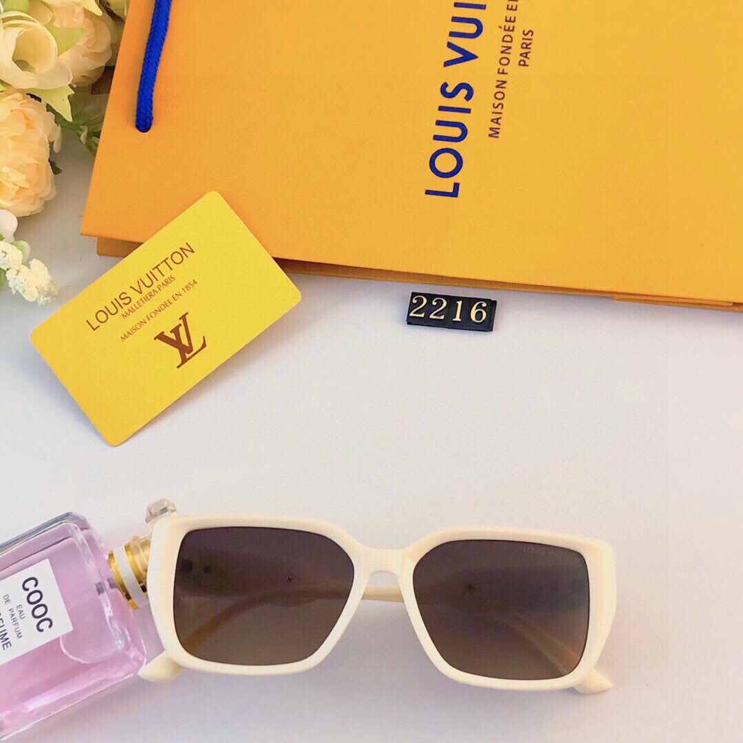 Retro-Chic Square Cat-Eye Sunglasses – Vacation & Everyday Style