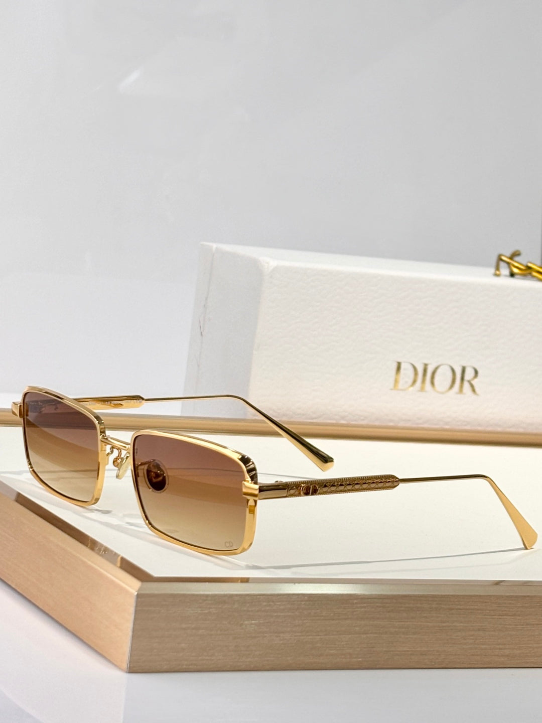 D Cannage Sunglasses
