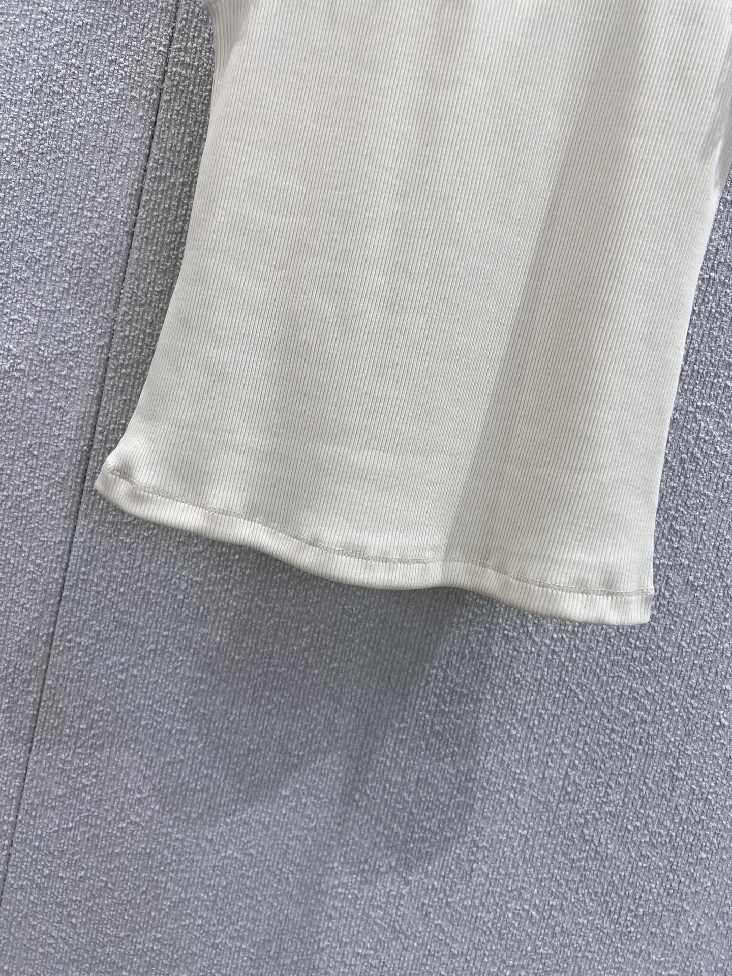 MM Chic ruffle-trim crop tank top