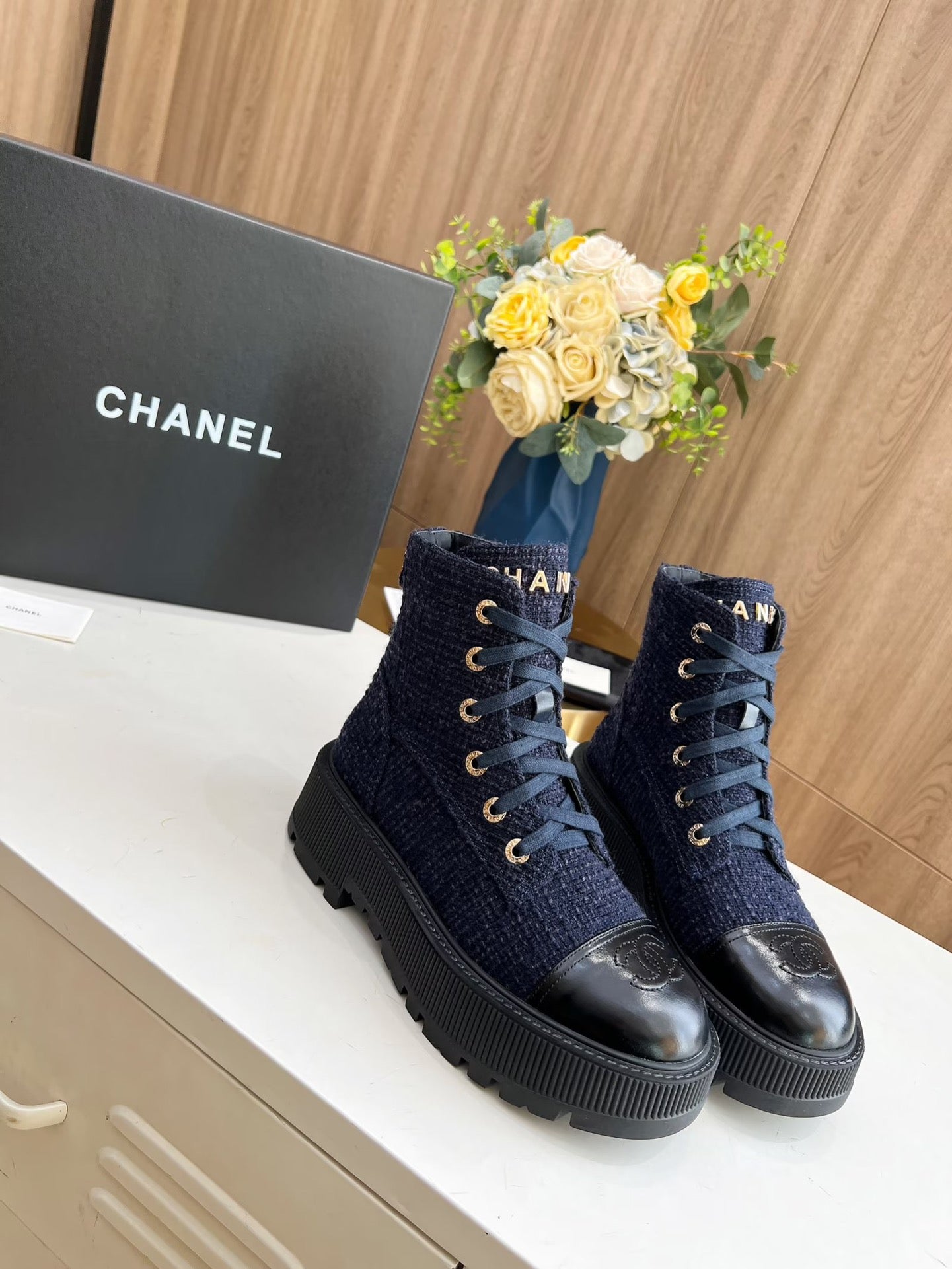 Lace-Up Ankle Boots – Fall/Winter Edition
