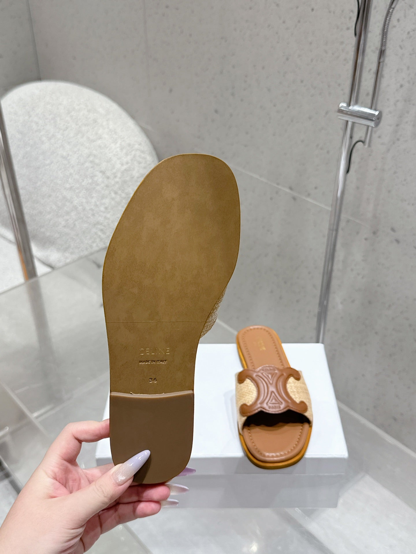 CLN Classic Leather Flat Slide Sandals