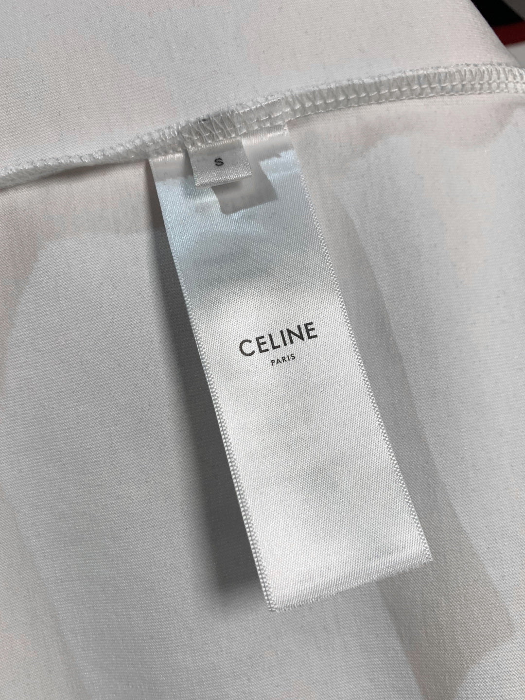 Unisex Velvet Lettering T-Shirt – Oversized Fit