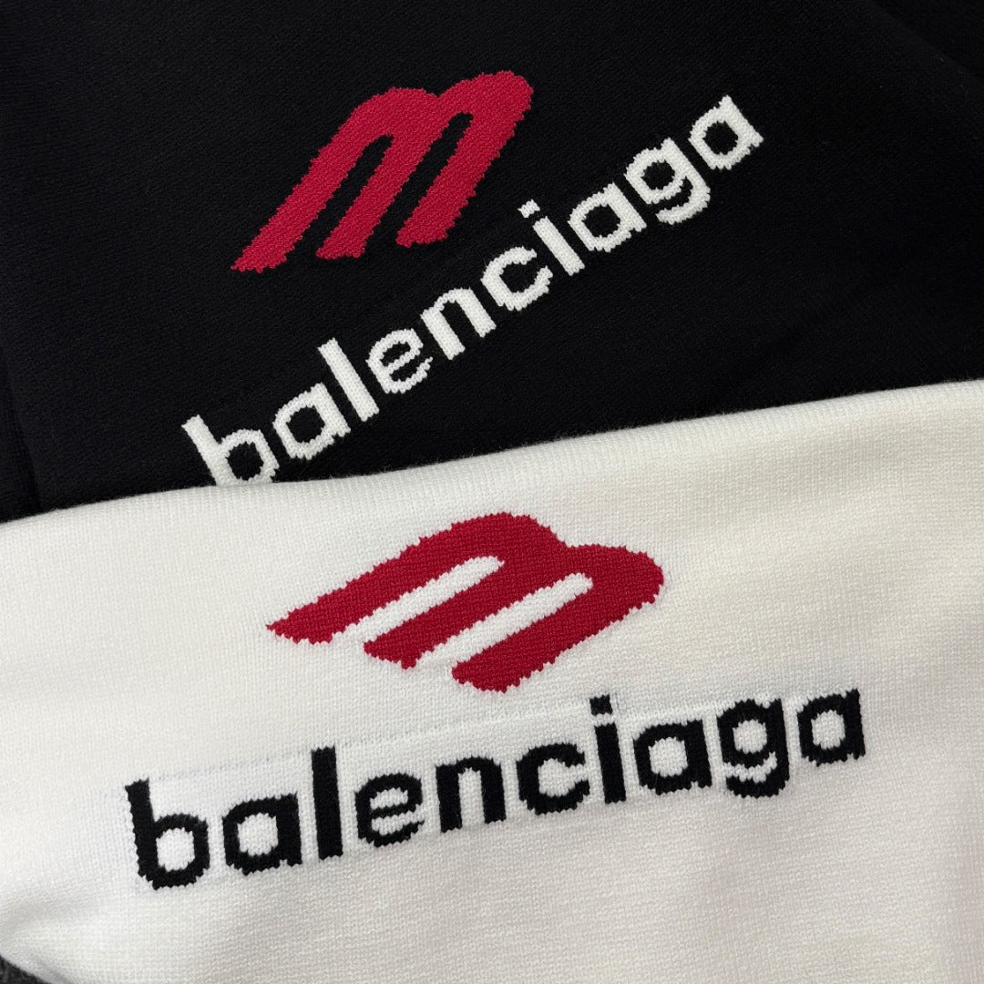 Unisex Jacquard Wool Sweater – Oversized Fit