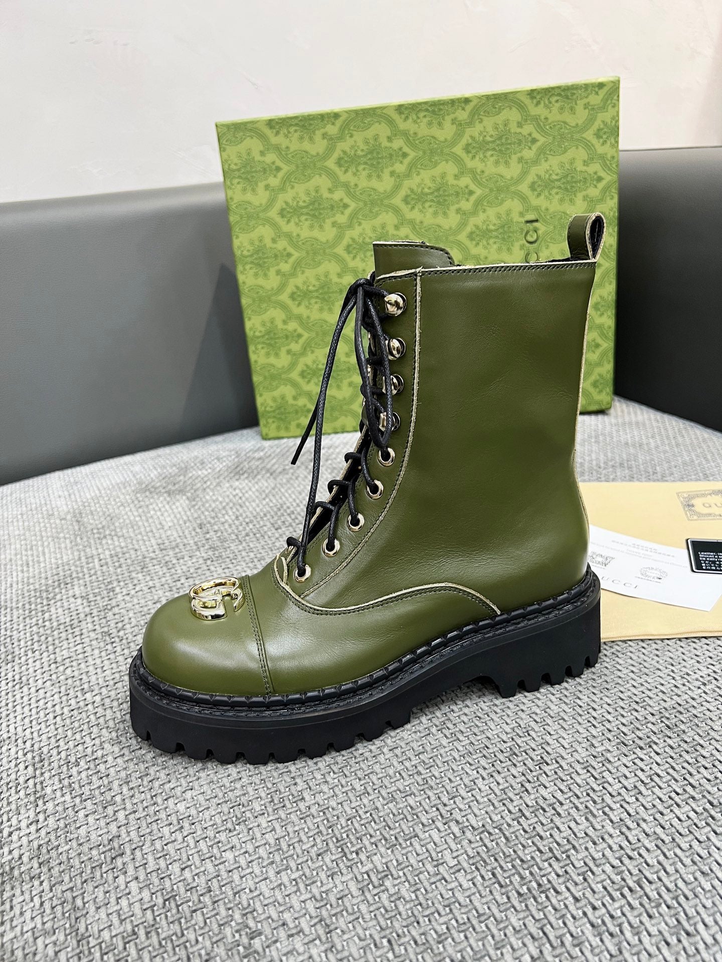 Versatile Lace-Up Leather Martin Boots (2025 Edition)