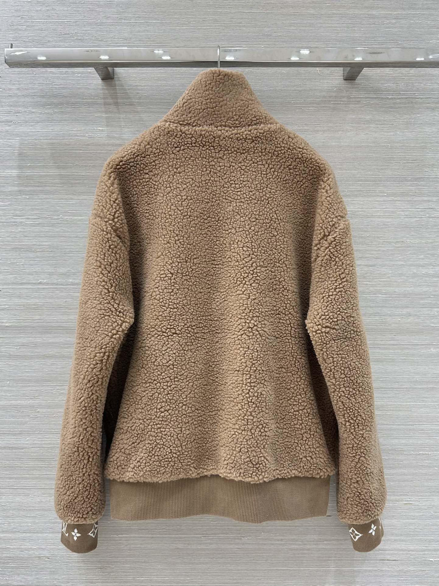 Teddy Fleece Zip-Up Jacket – Cute & Stylish