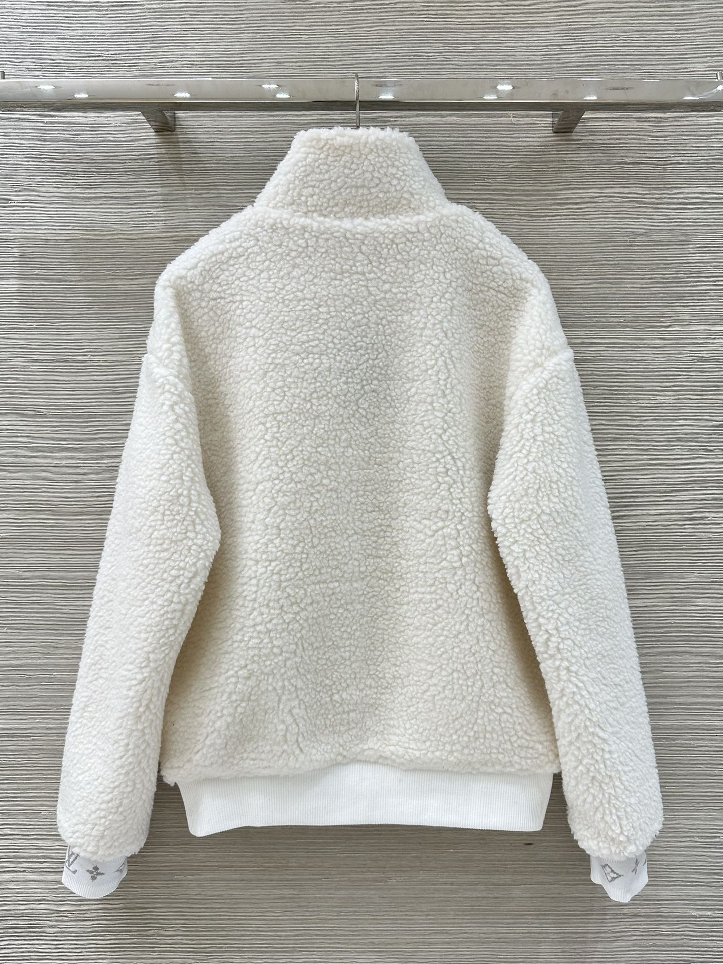 Teddy Fleece Zip-Up Jacket – Cute & Stylish