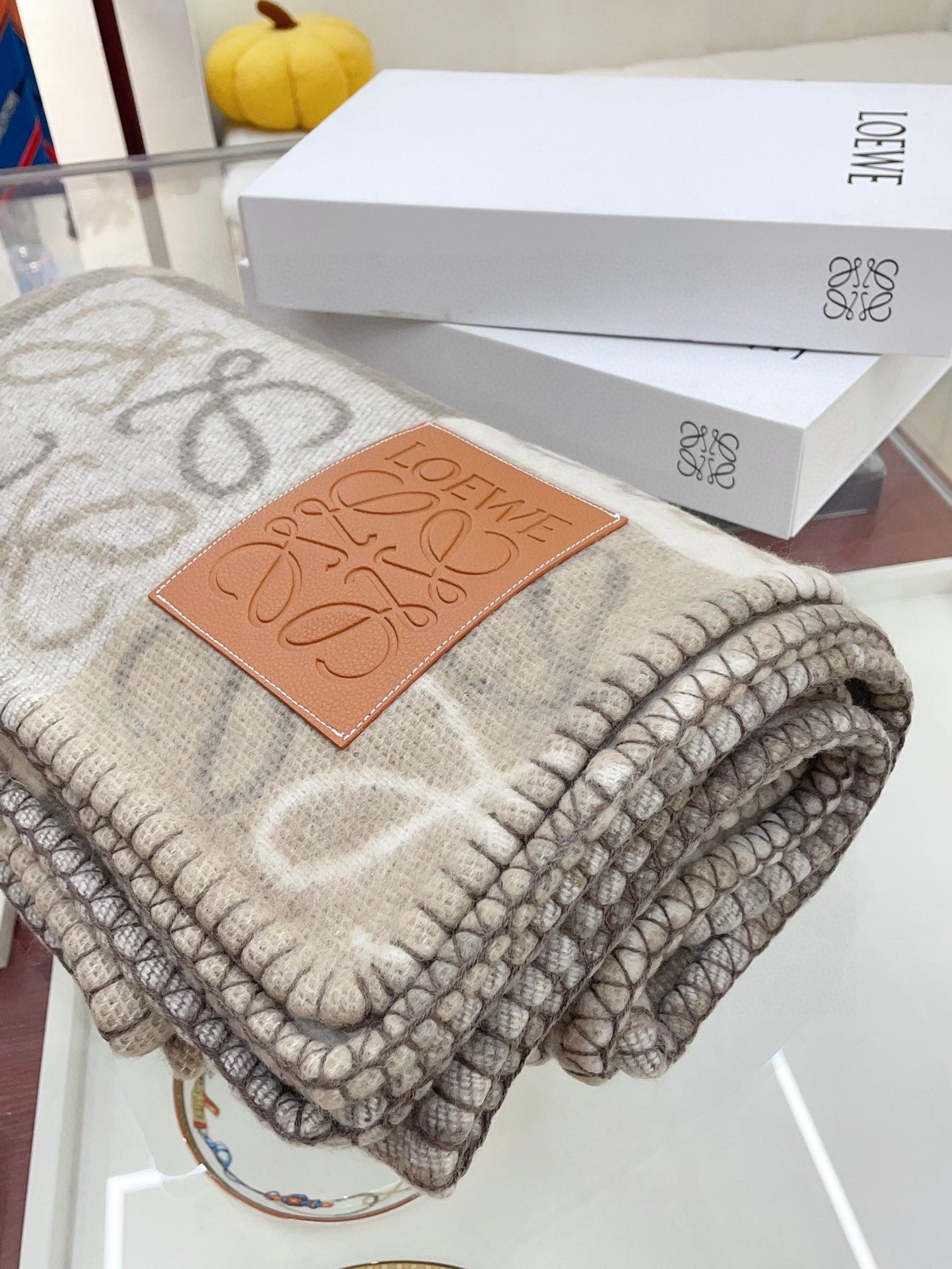 Premium Checkboard Cashmere Wool Blanket (Original Edition)