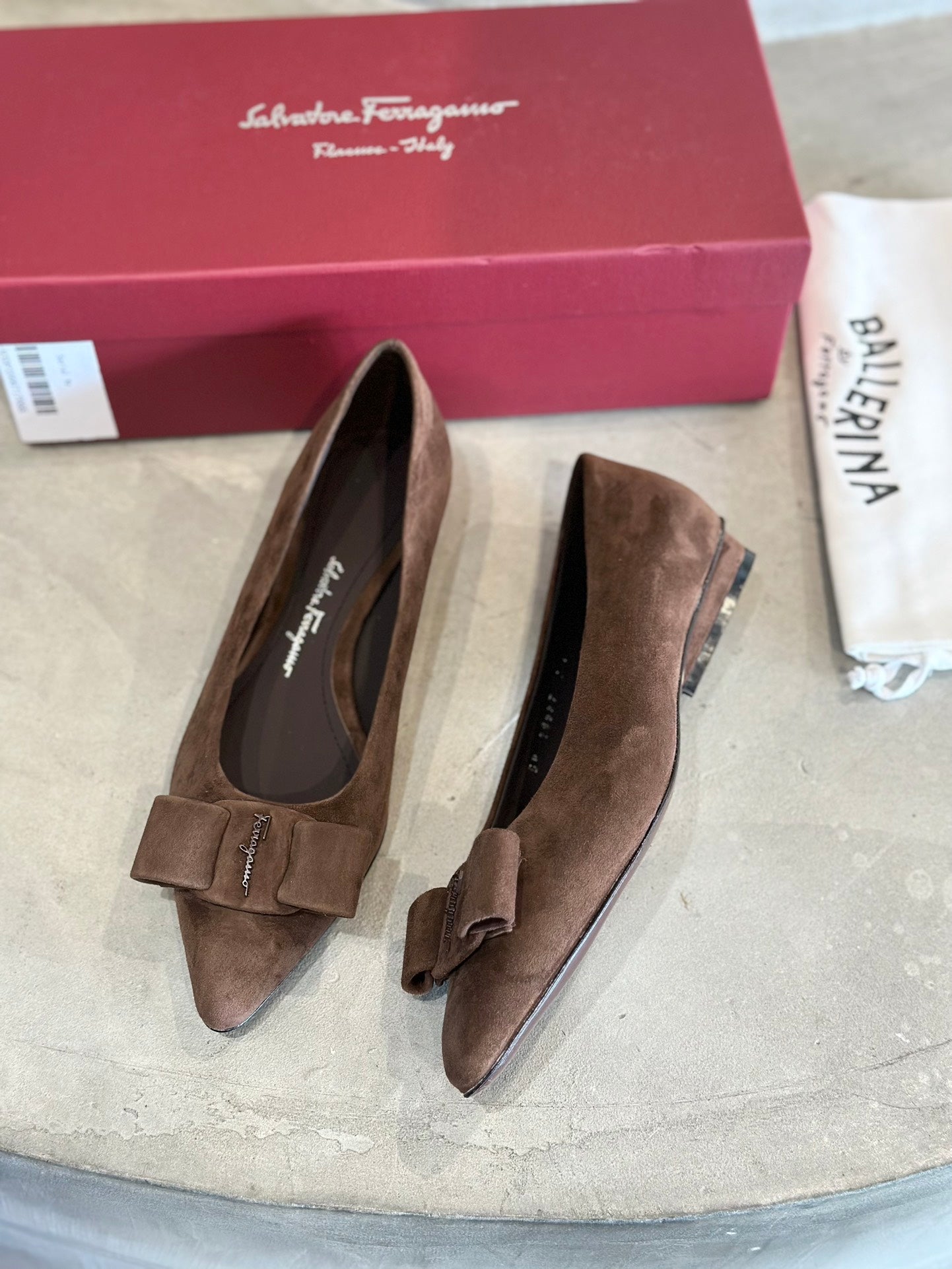 SF Viva Pointed-Toe Ballet Flats