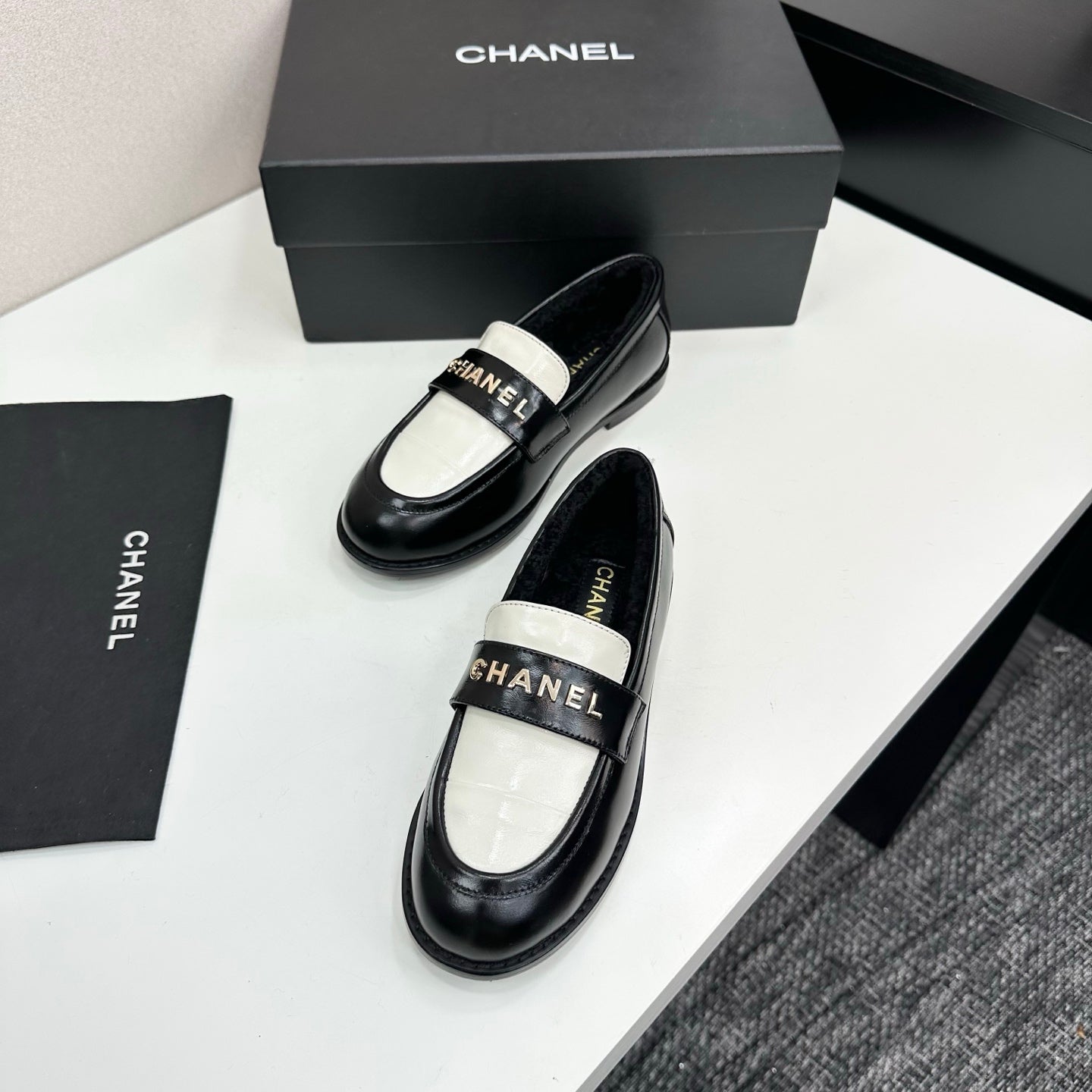 2025 Premium Leather Short Boots — Fall/Winter Must-Have