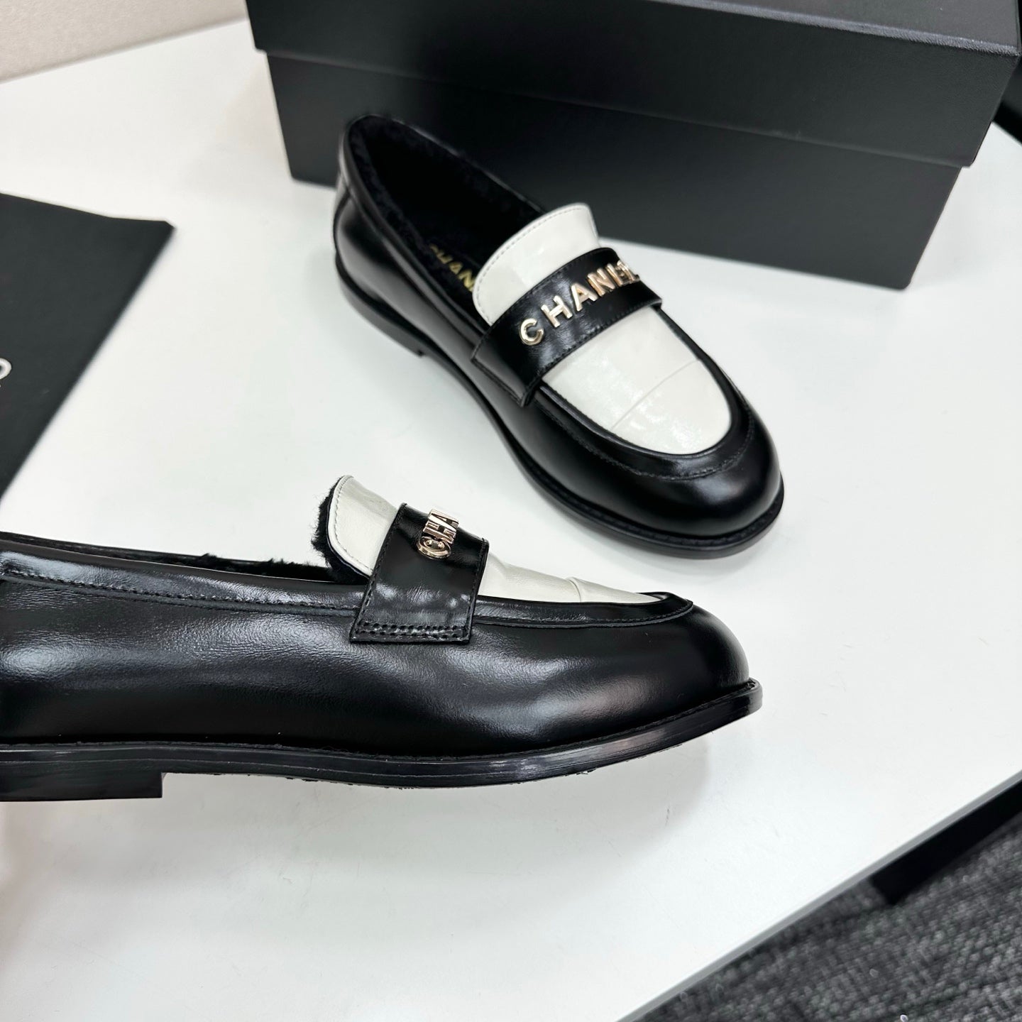 2025 Premium Leather Short Boots — Fall/Winter Must-Have