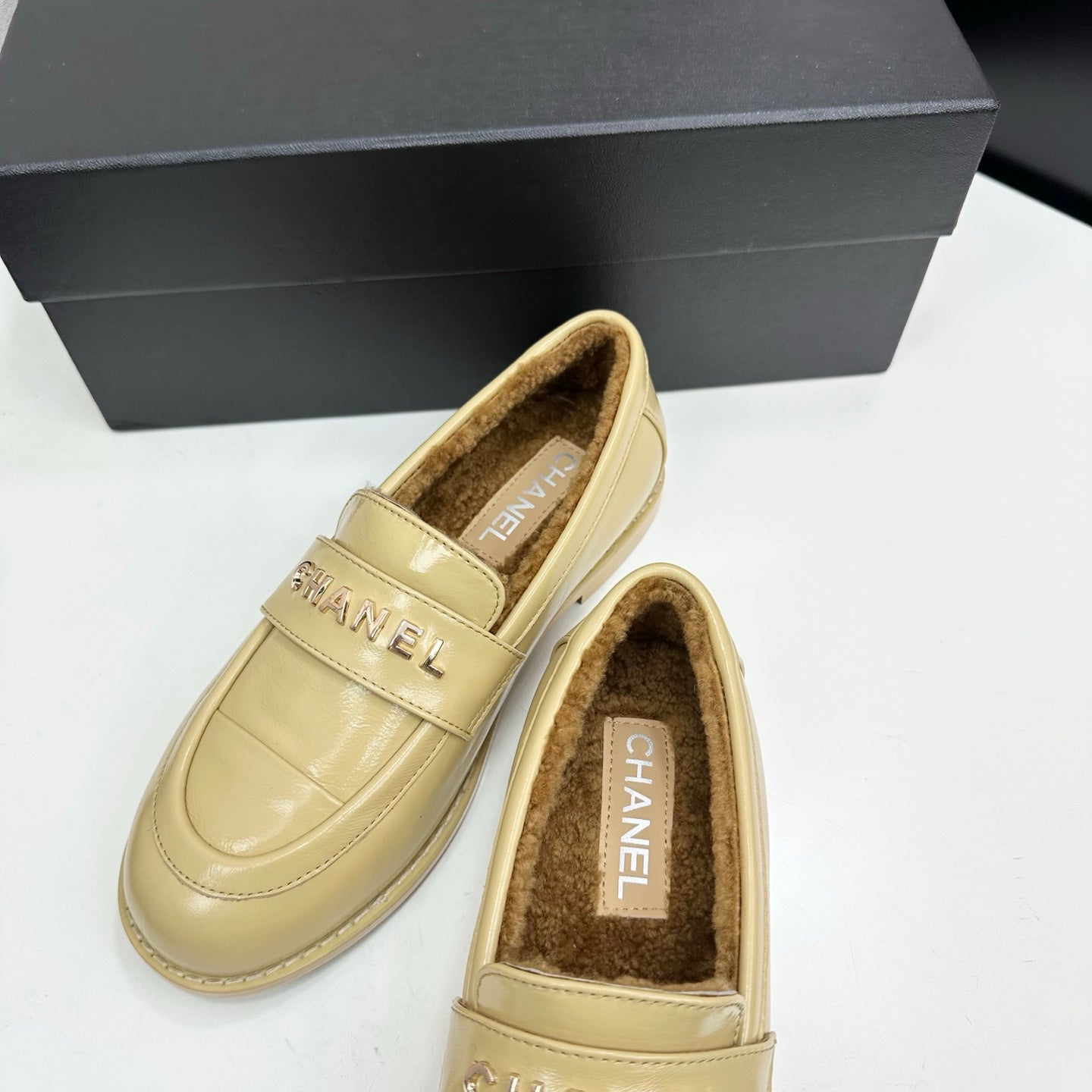 2025 Premium Leather Short Boots — Fall/Winter Must-Have