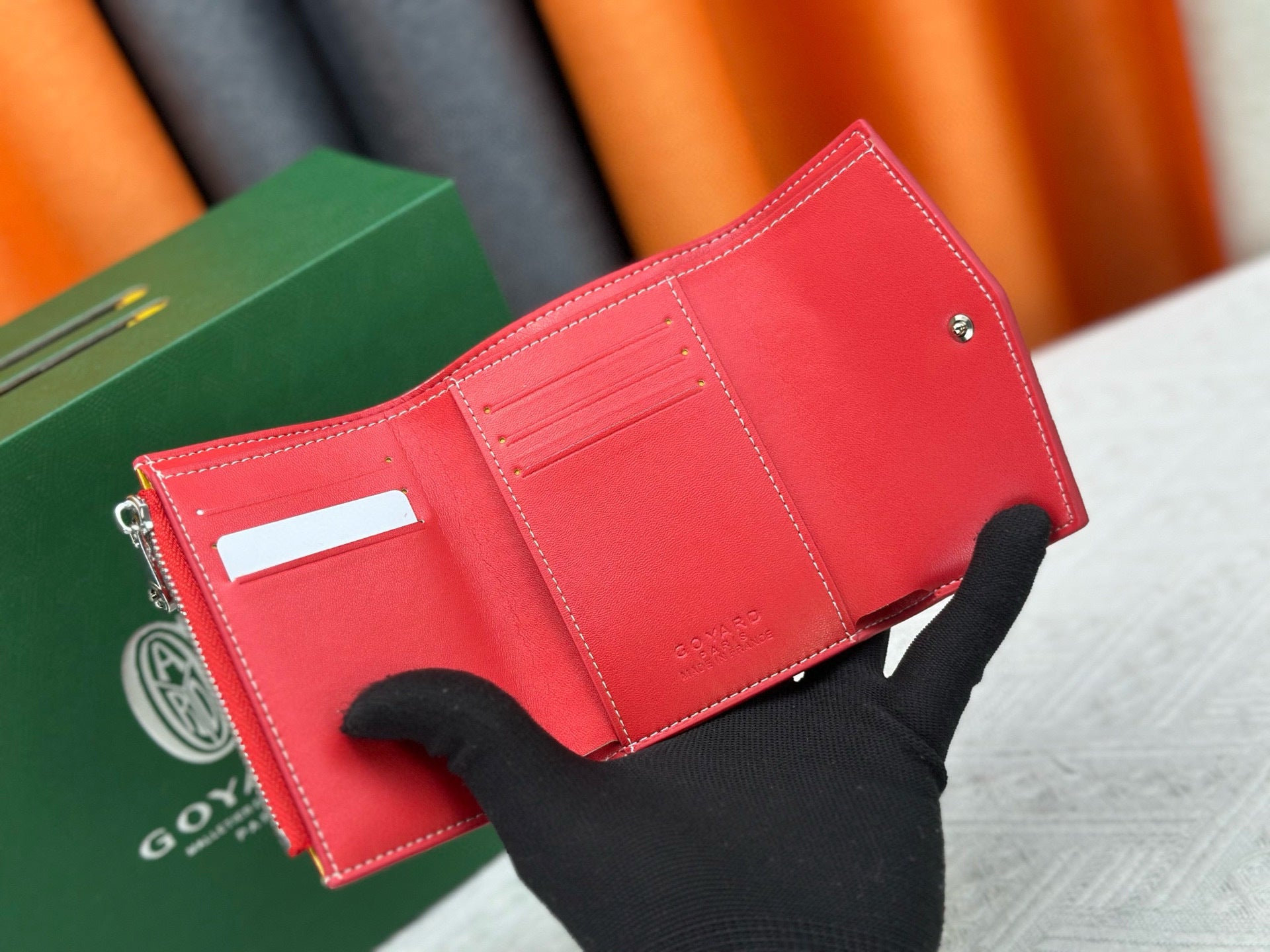 Classic Tri-Fold Wallet & Card Holder