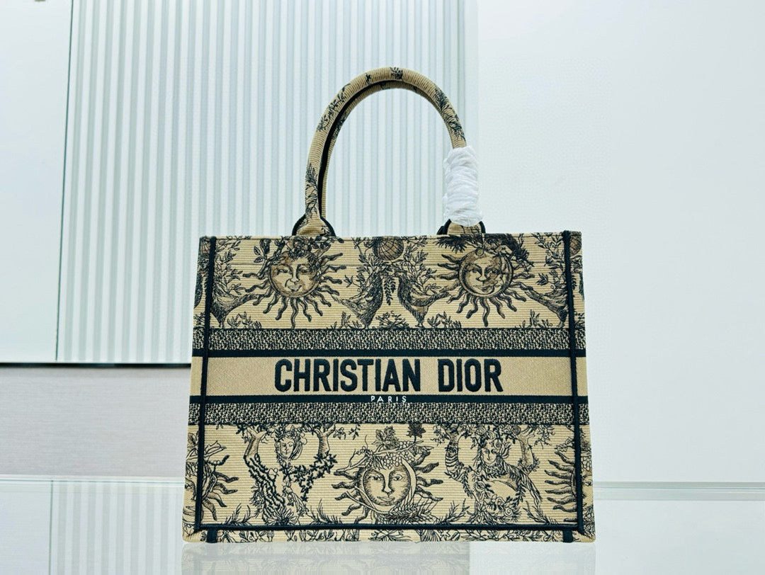 D Book Tote