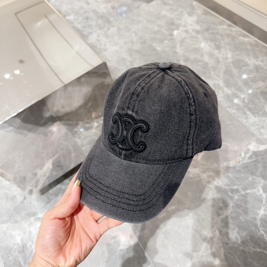 Denim Baseball Cap – Effortless Style