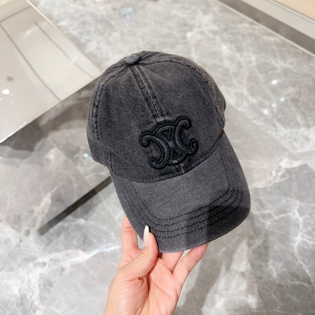 Denim Baseball Cap – Effortless Style