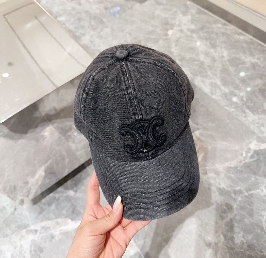 Denim Baseball Cap – Effortless Style