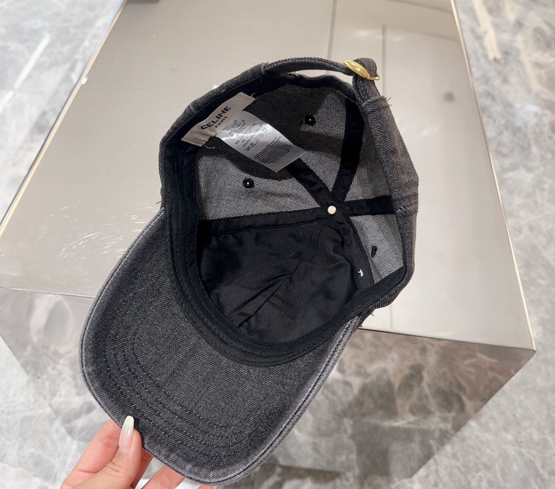 Denim Baseball Cap – Effortless Style