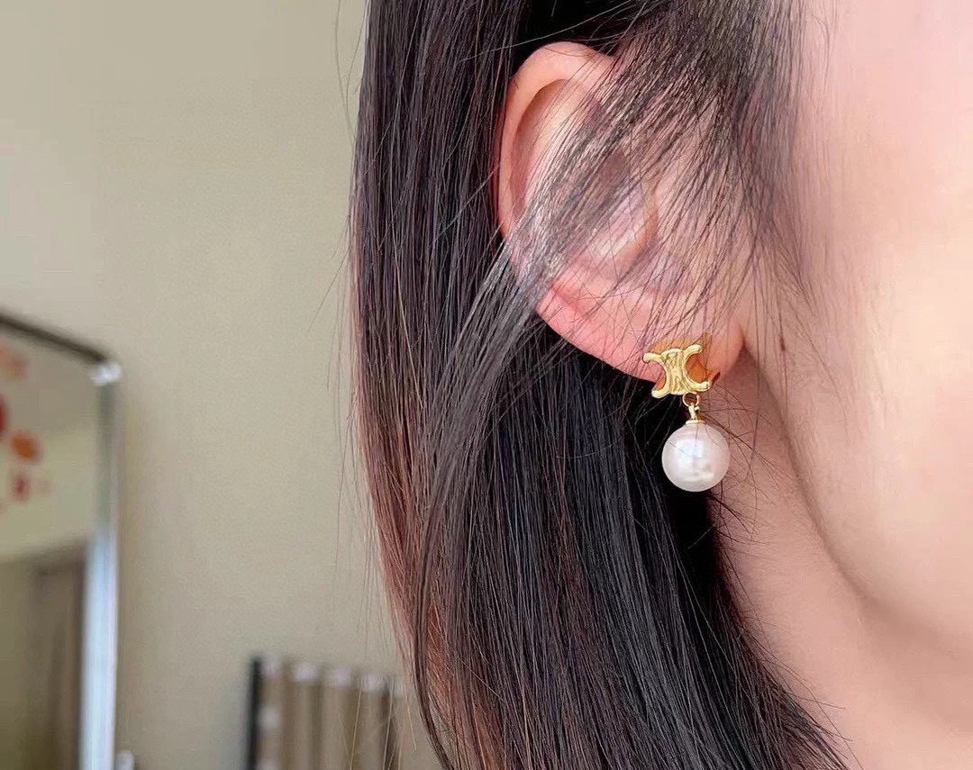 New Pearl Earrings