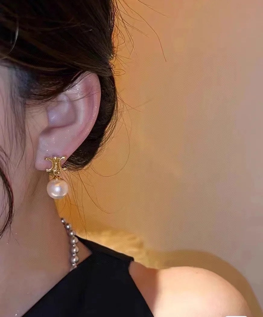 New Pearl Earrings