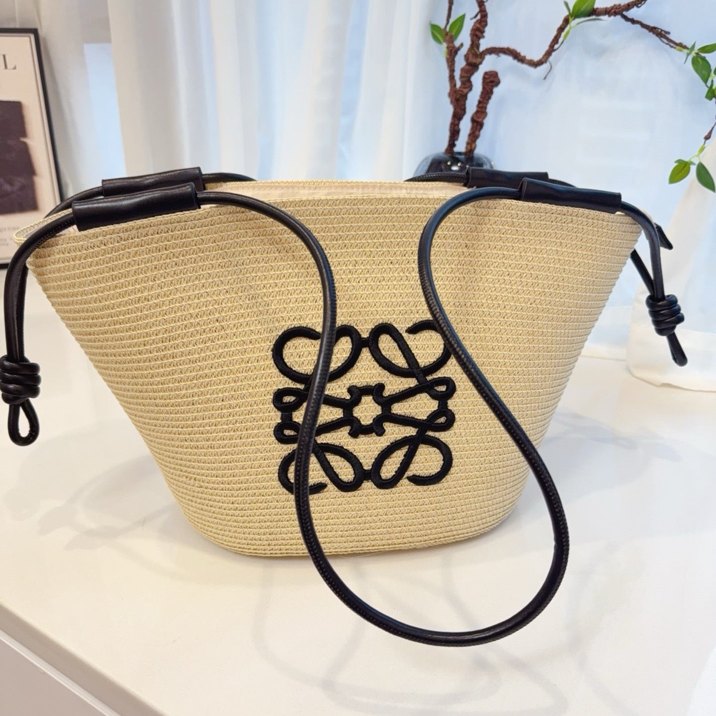 Embroidered Woven Straw Tote Bag – Versatile & Spacious