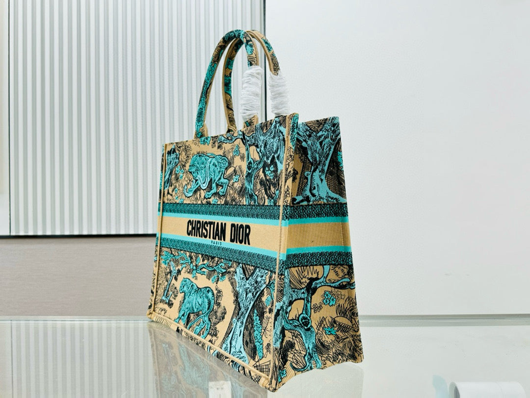 D Book Tote
