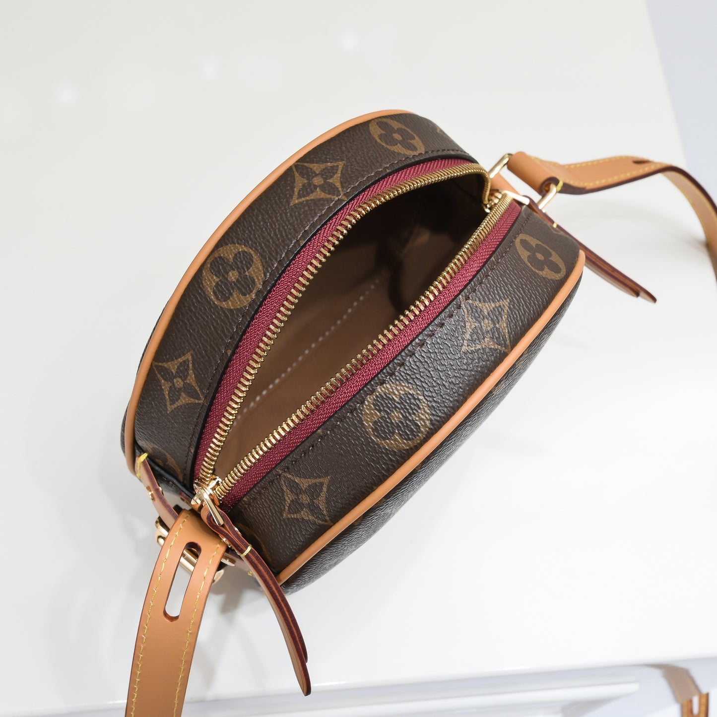 Boite Chapeau Bag (Premium Quality )