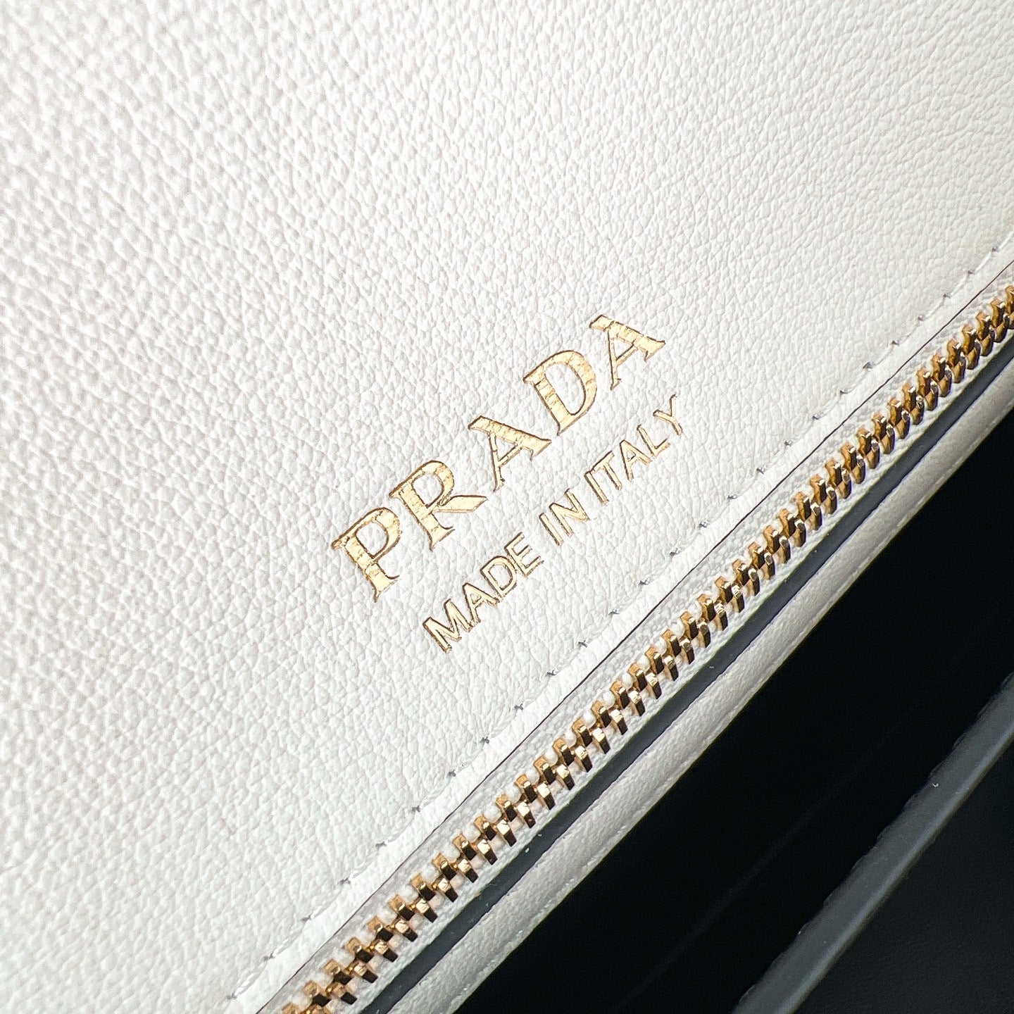 Small Premium Leather Chain Shoulder Bag (Premium Quality)