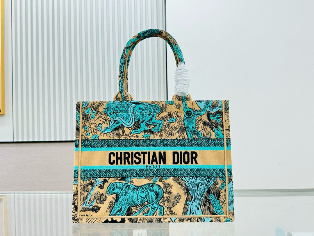 D Book Tote