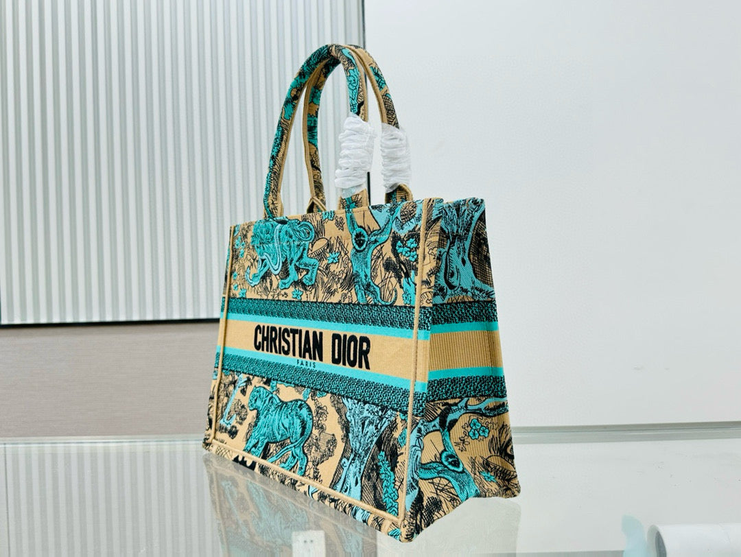 D Book Tote