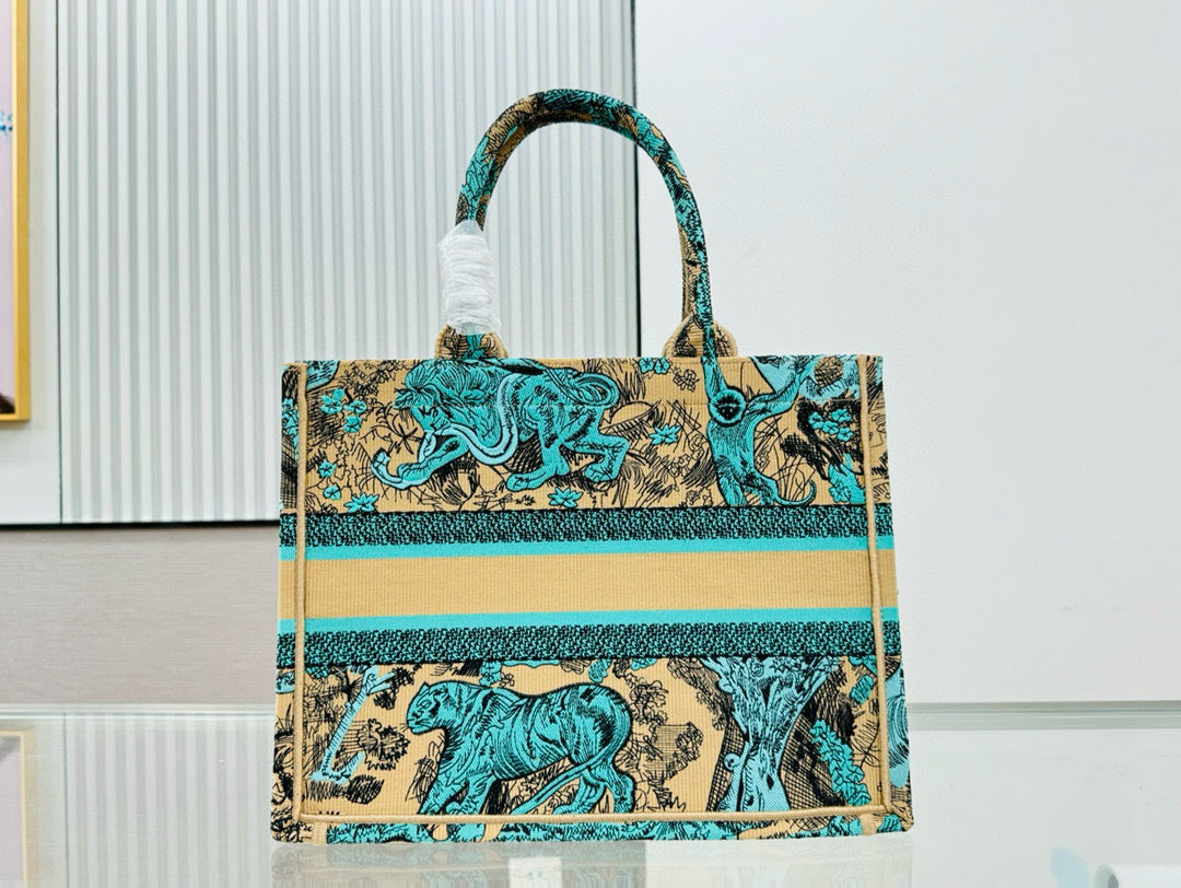 D Book Tote