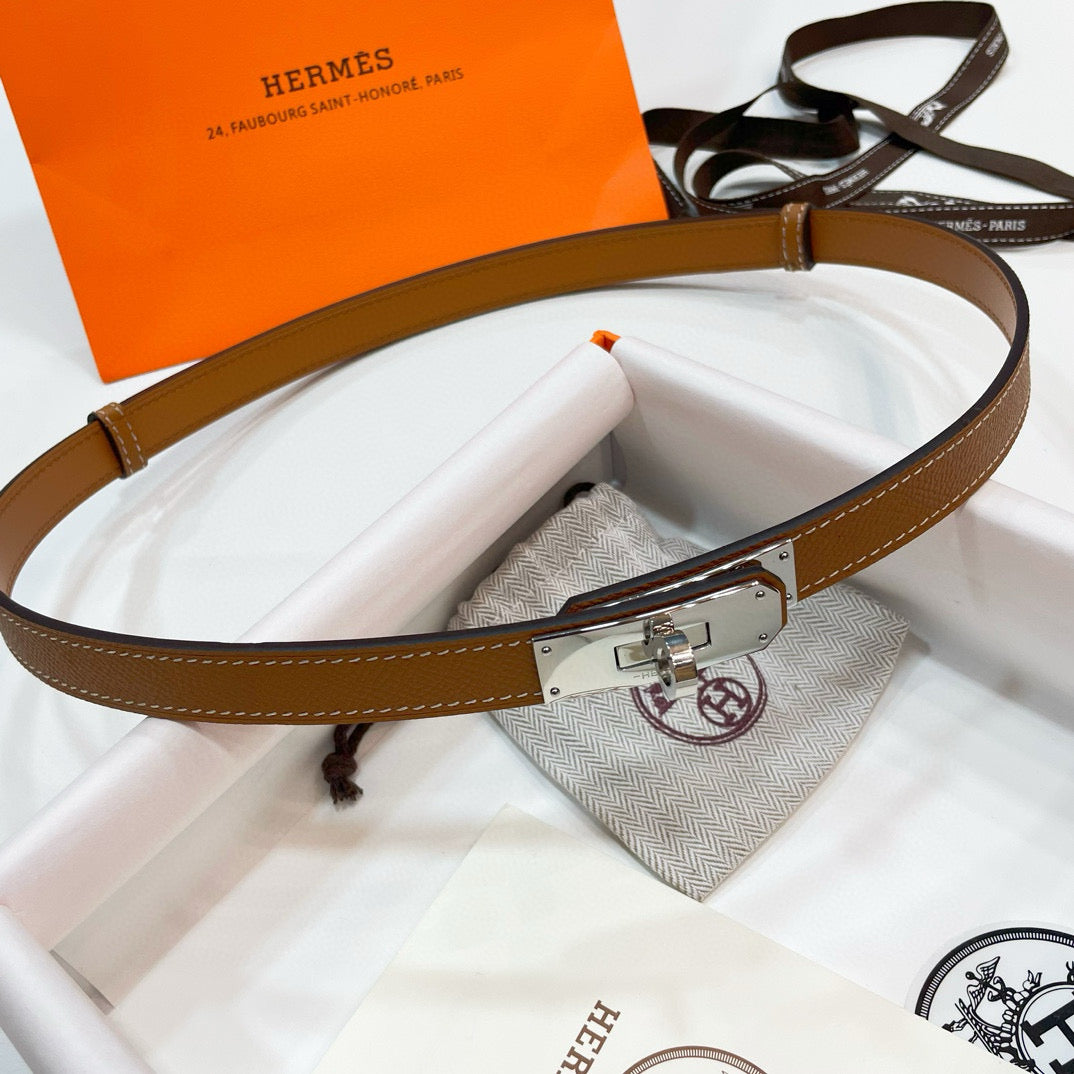 Slim Leather Waist Belt – Adjustable Fit