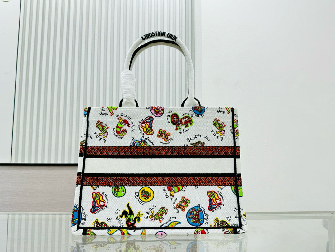 D Book Tote